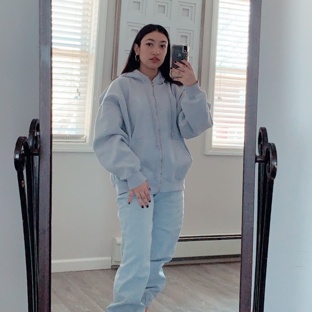 Meet your Posher, Fatima